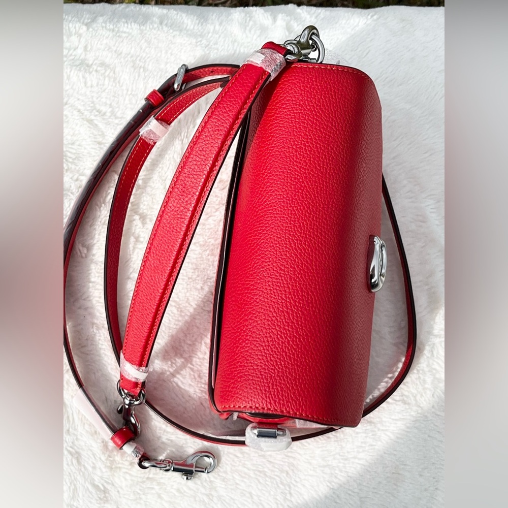 NWT ❤️Coach Cassie 19 Red Sport in Pebble Leather. 3 straps & dust bag included - Picture 12 of 16